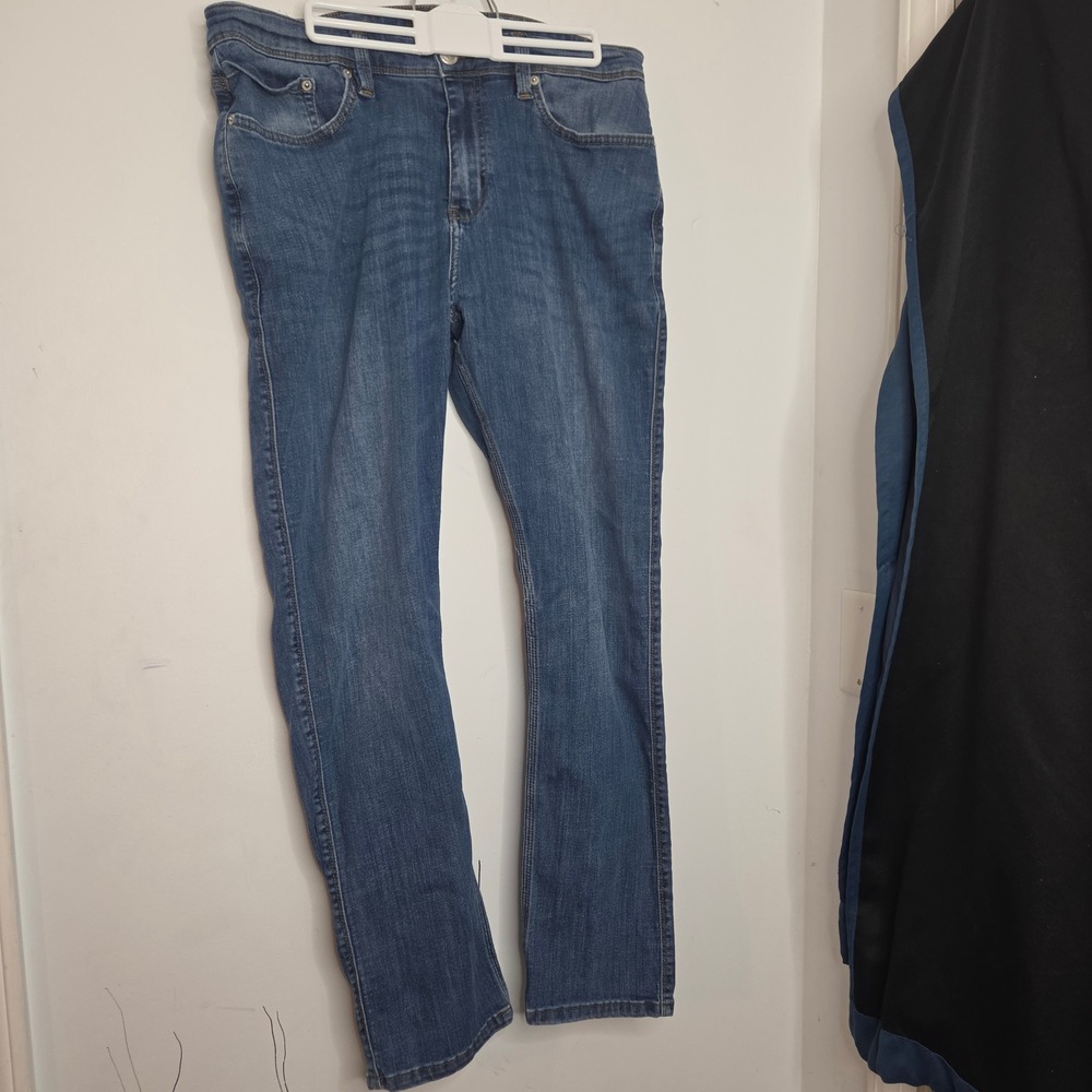 DU/ER Performance Denim Slim Straight Jeans Mens 36x30 Medium Wash‎ Blue Stretch
